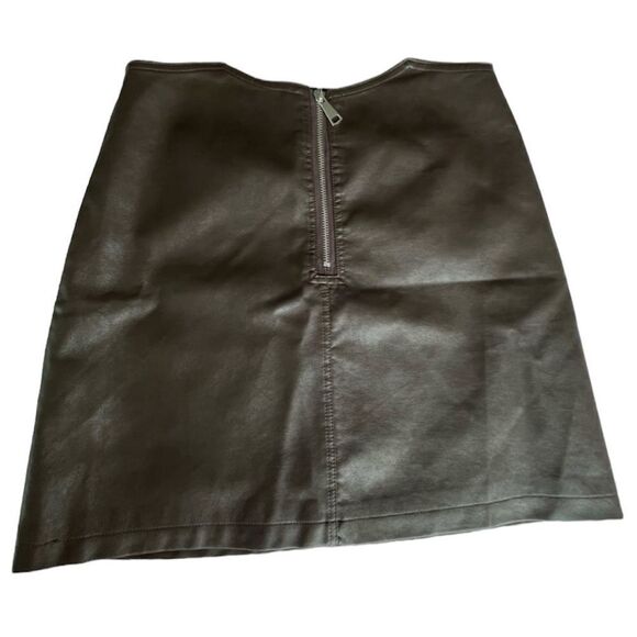 Brown Vegan leather A-line mini skirt with front zipper Size small - Picture 2 of 8